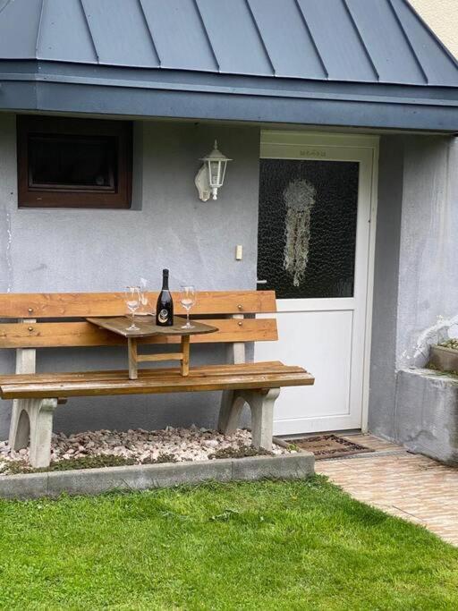 Gemuetliche Kleine Mit Garten *
